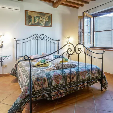 2 Bedroom In 索瓦纳