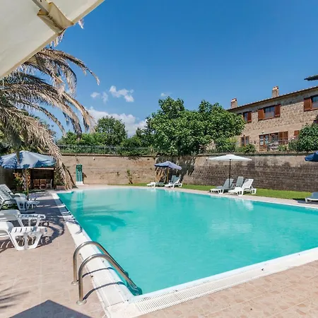 Apartment 2 Bedroom In Sovana